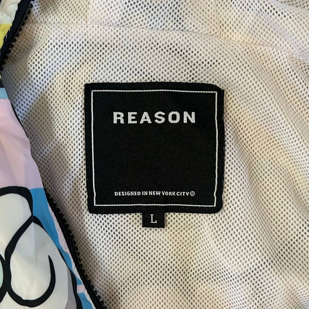 REASON Graphic Print 1/4 Zip‎ Windbreaker